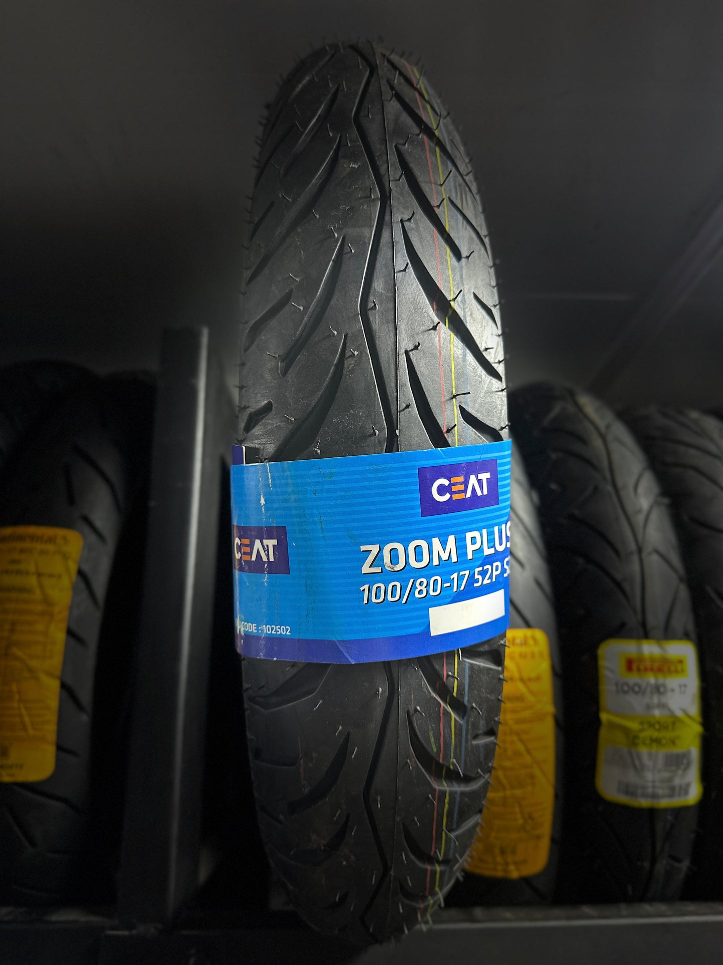 CEAT 100-80-17 ZOOM PLUS