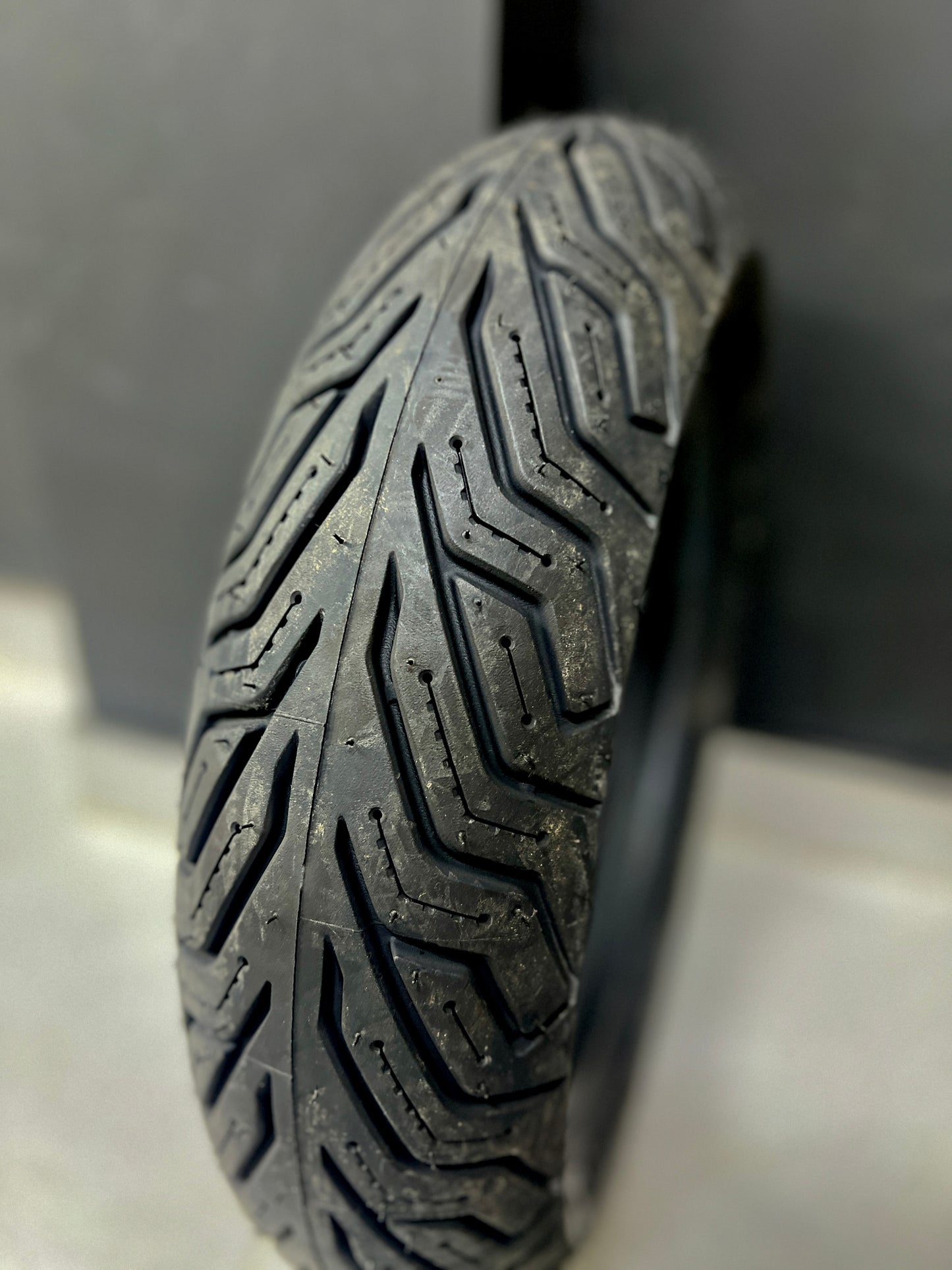 MICHELIN 130-70-13 CITY GRIP 2