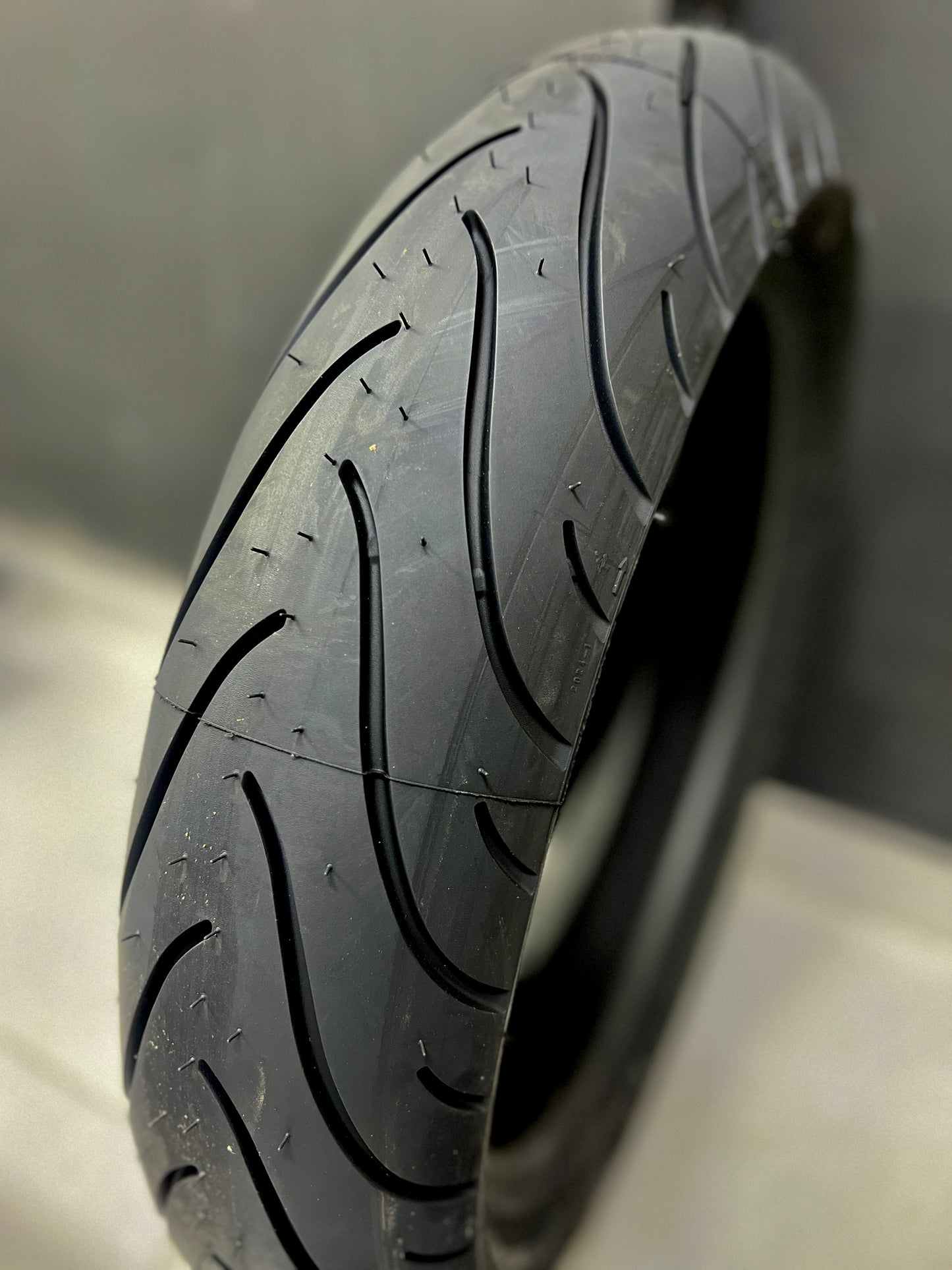 MICHELIN 140-70-17 PILOT STREET RADIAL
