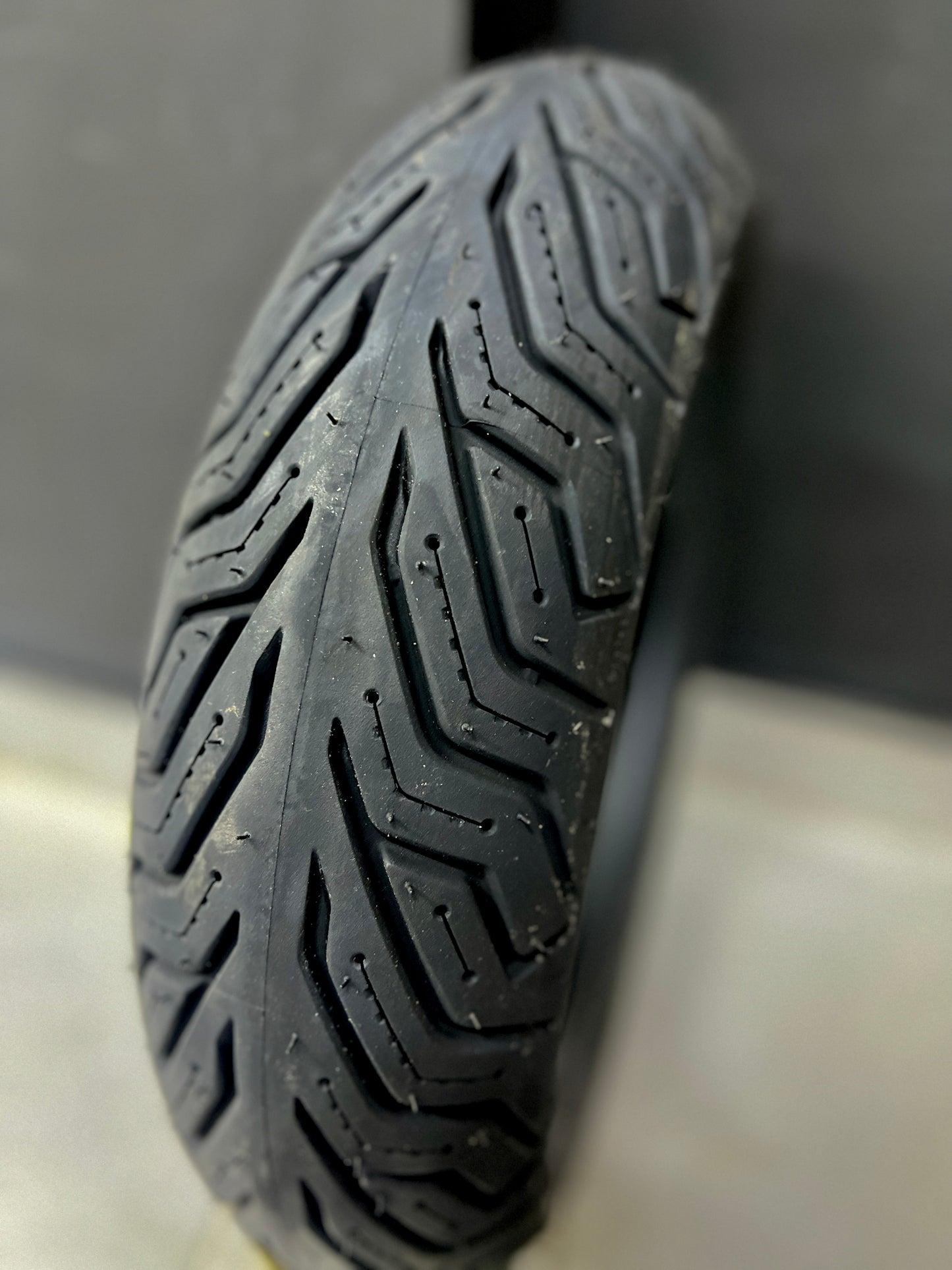 MICHELIN 130-70-12 CITY GRIP 2