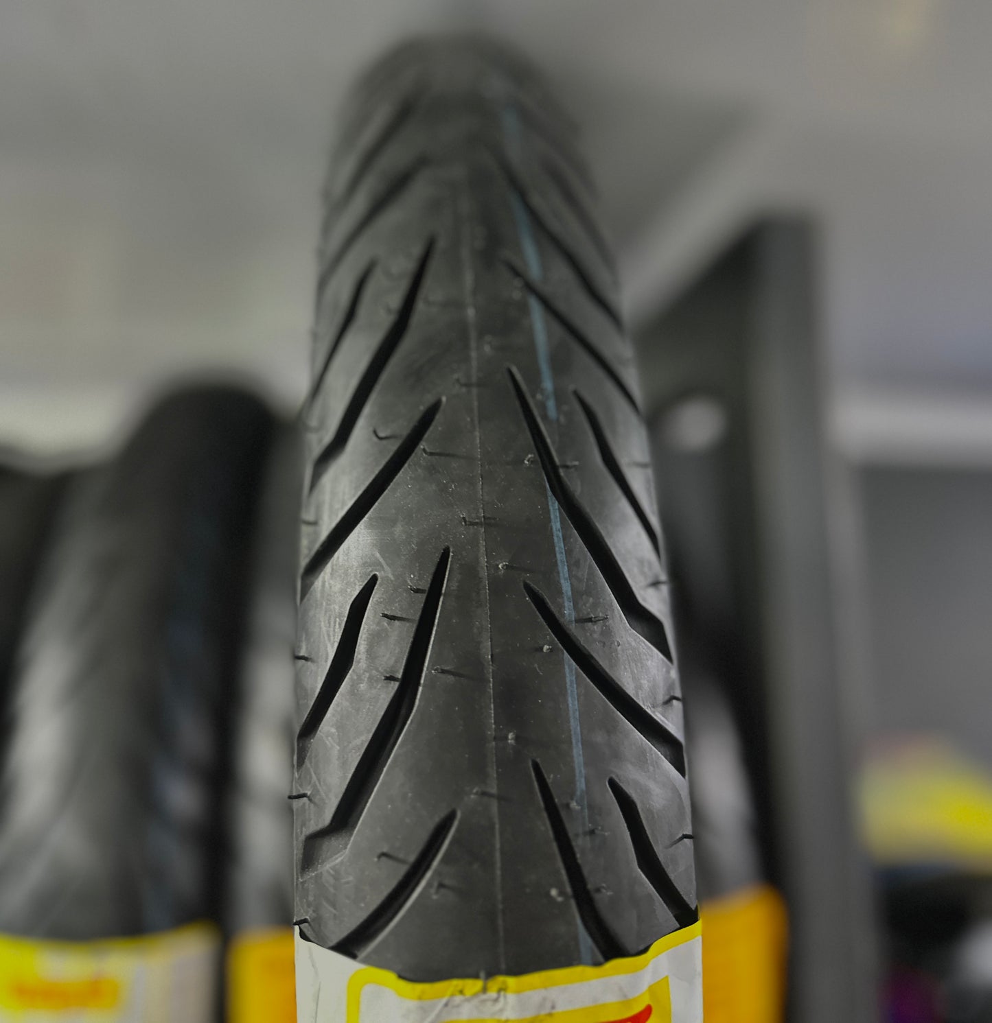 PIRELLI 90-80-17 ANGEL CITY