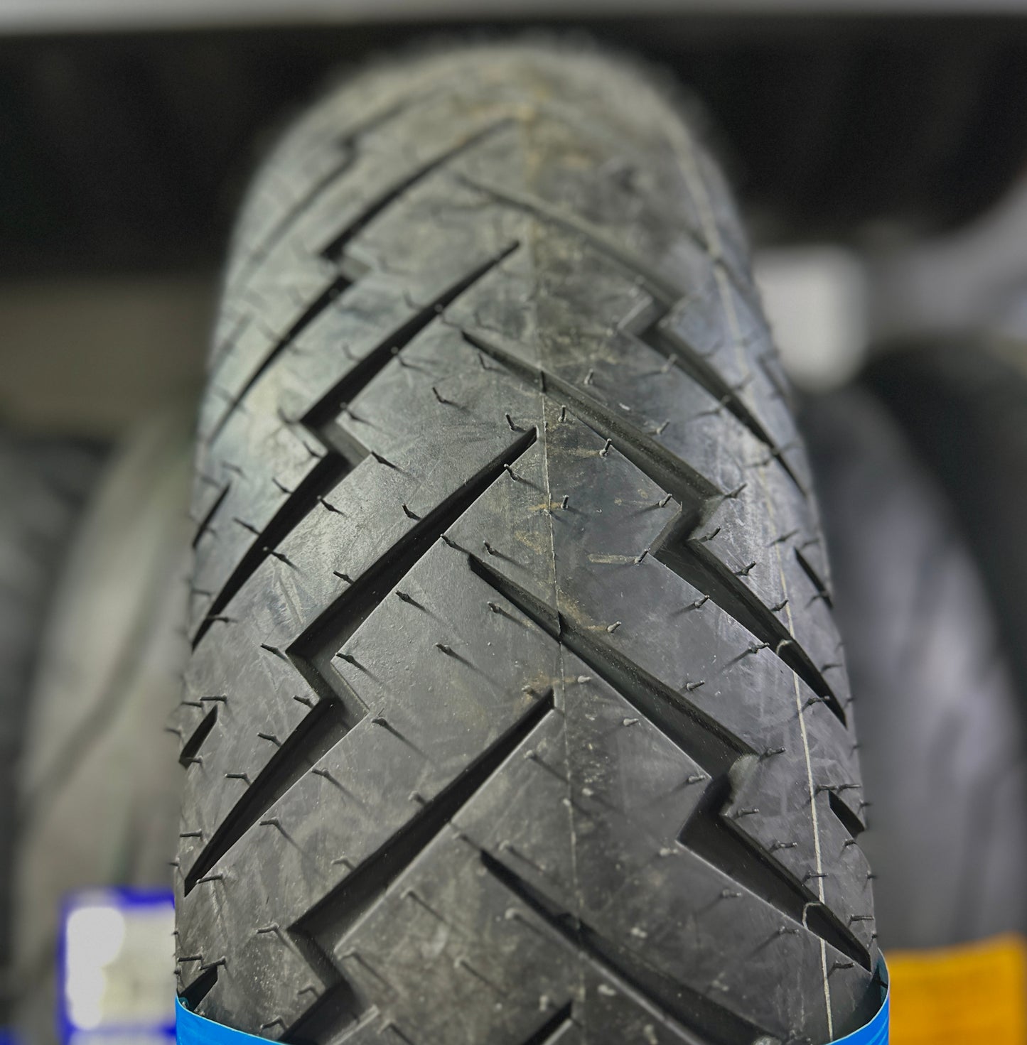 CEAT 140-70-17 ZOOM XL