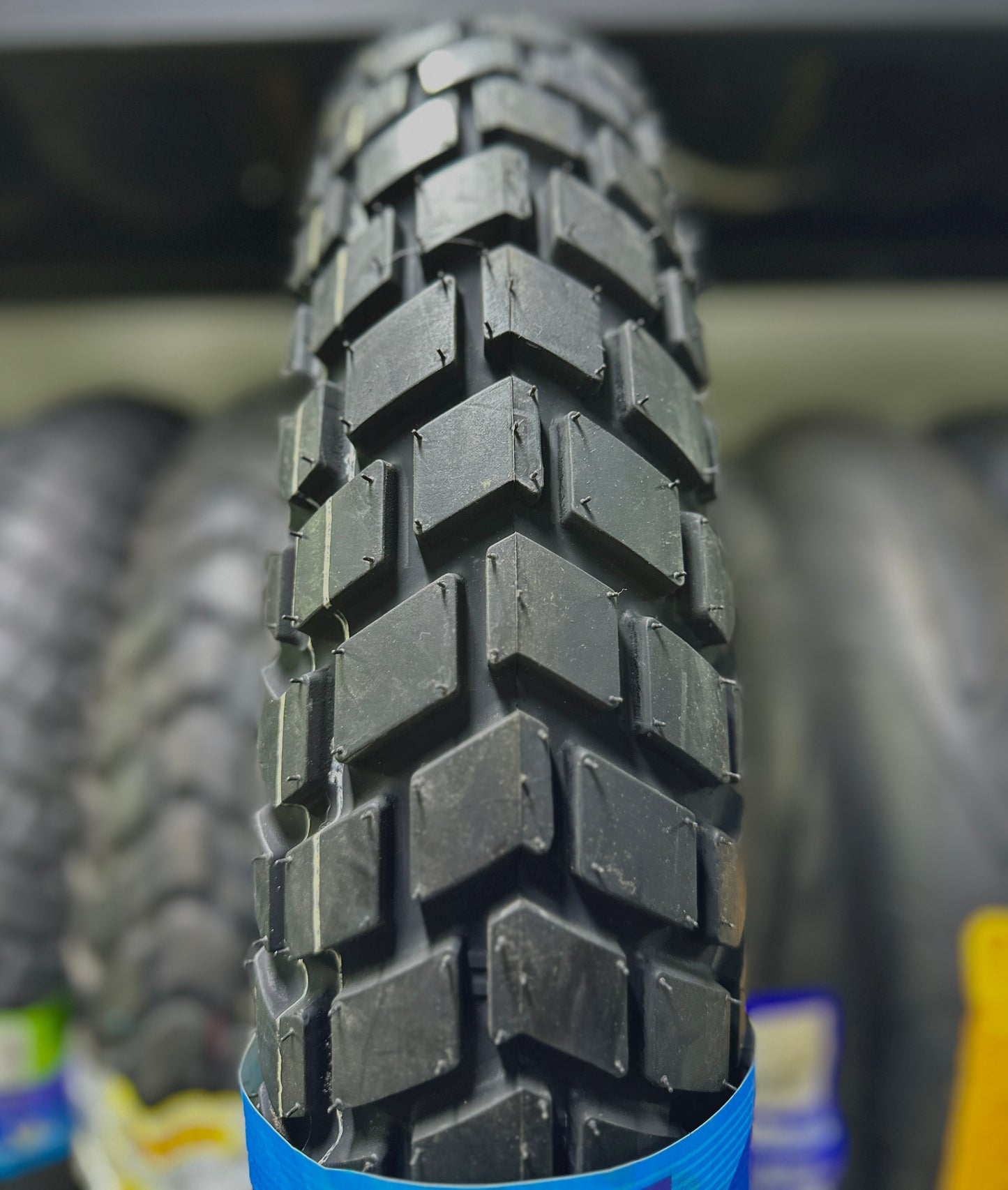 CEAT 110-90-17 GRIPP