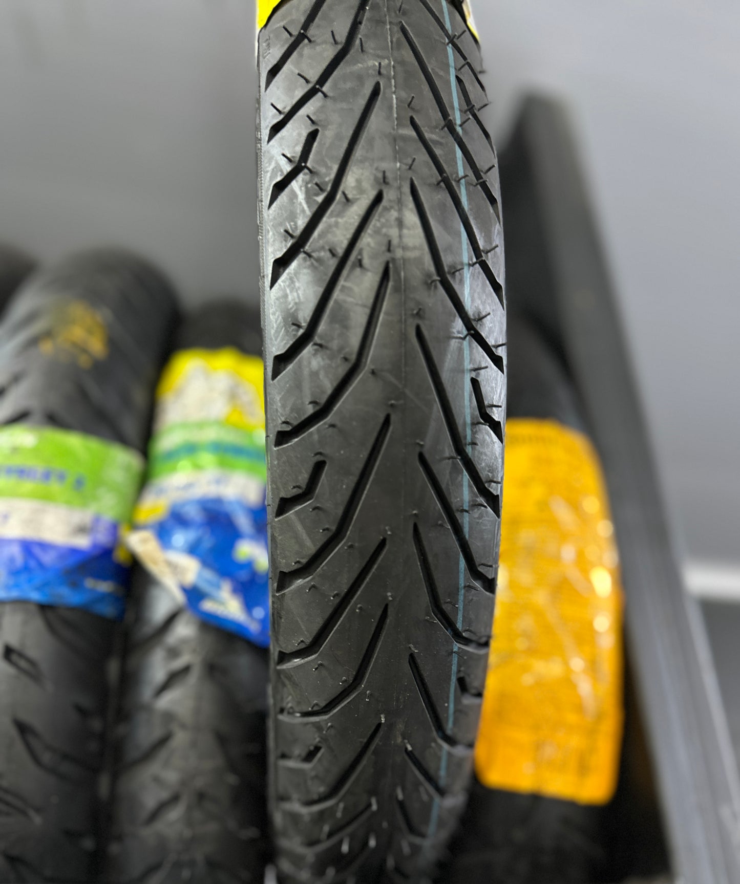 PIRELLI 70-90-17 ANGEL CITY