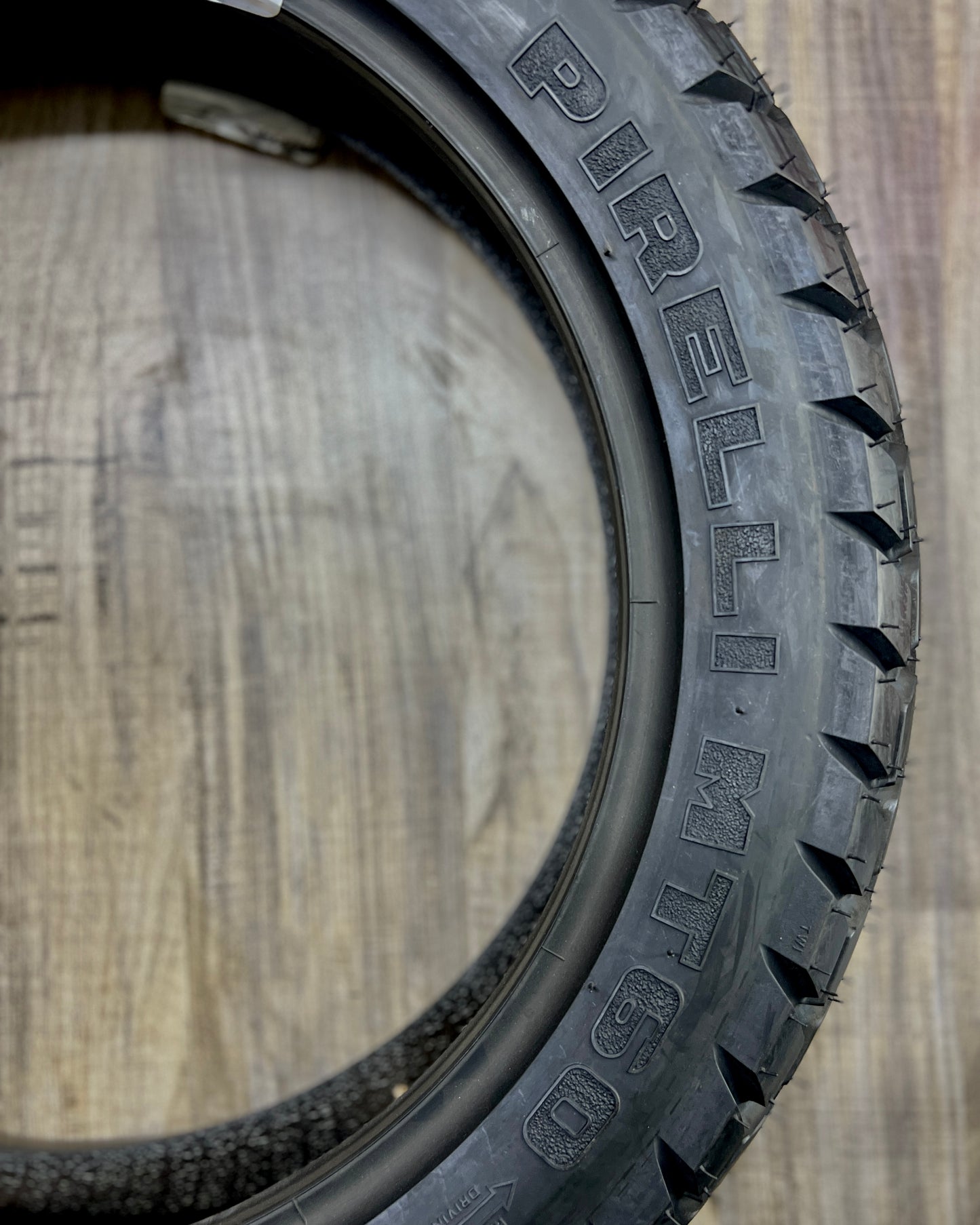 PIRELLI 130-80-17 MT 60