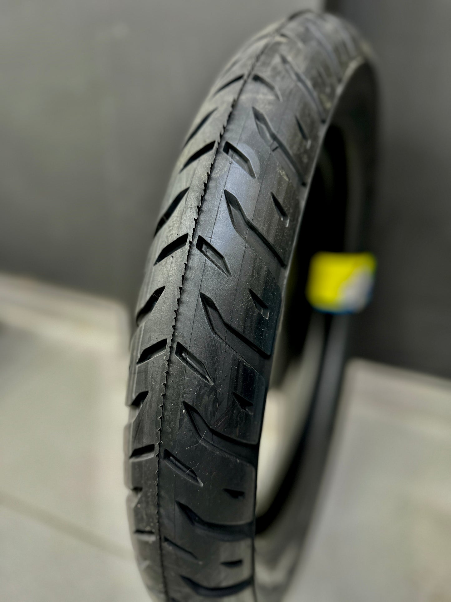 MICHELIN 110-80-17 PILOT STREET 2