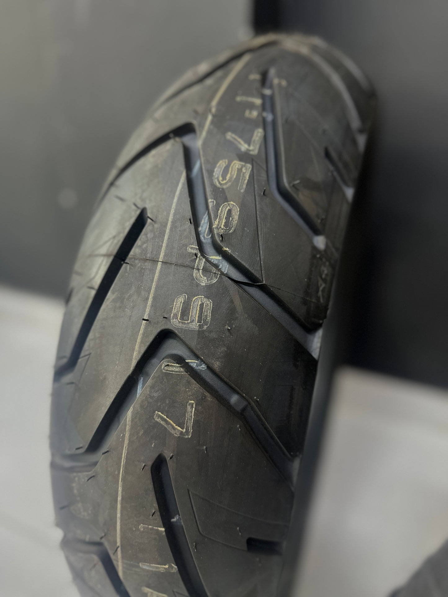 BRIDGESTONE 170-60-17 BATTLAX A41