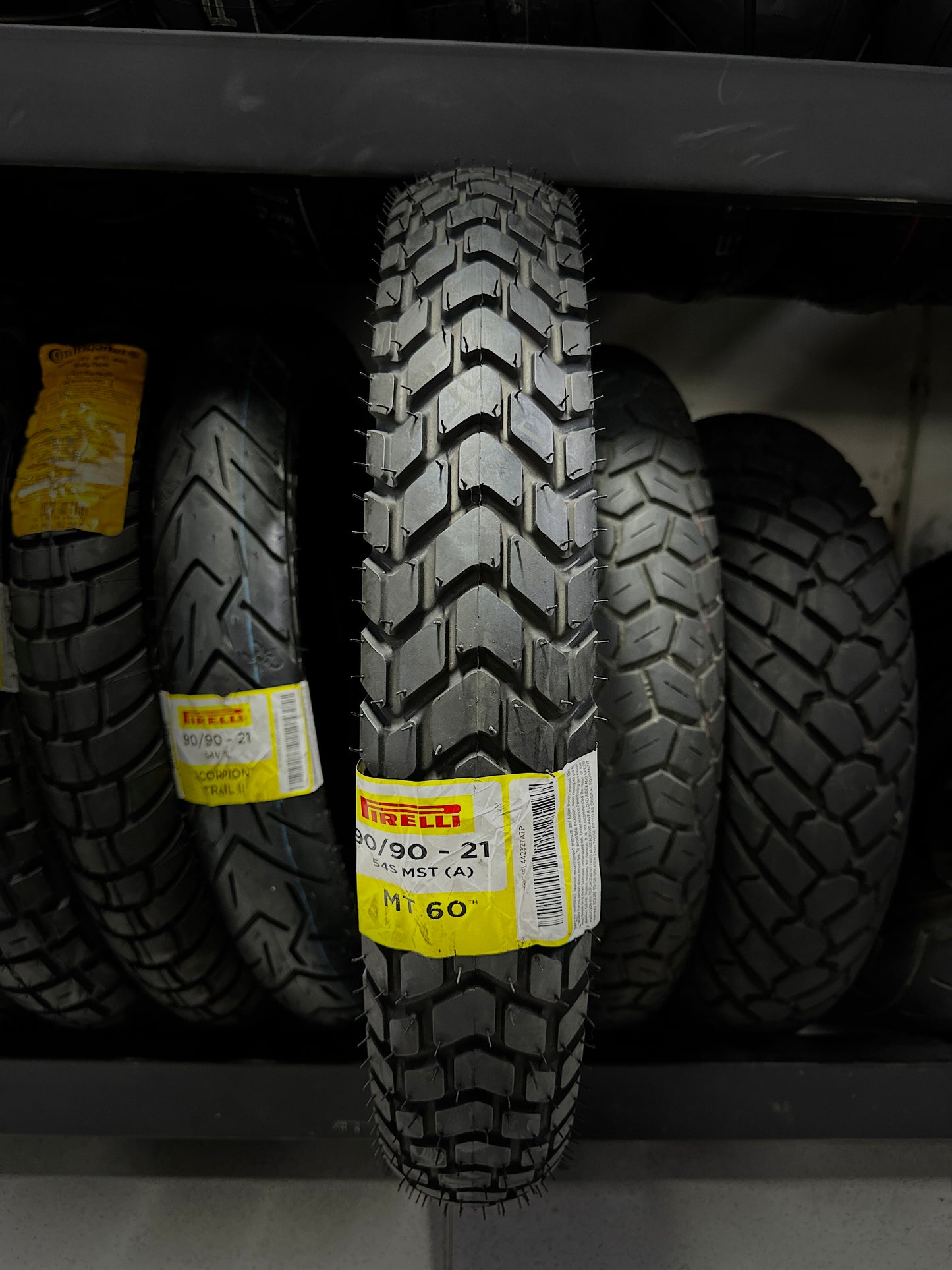 PIRELLI 90-90-21 MT 60