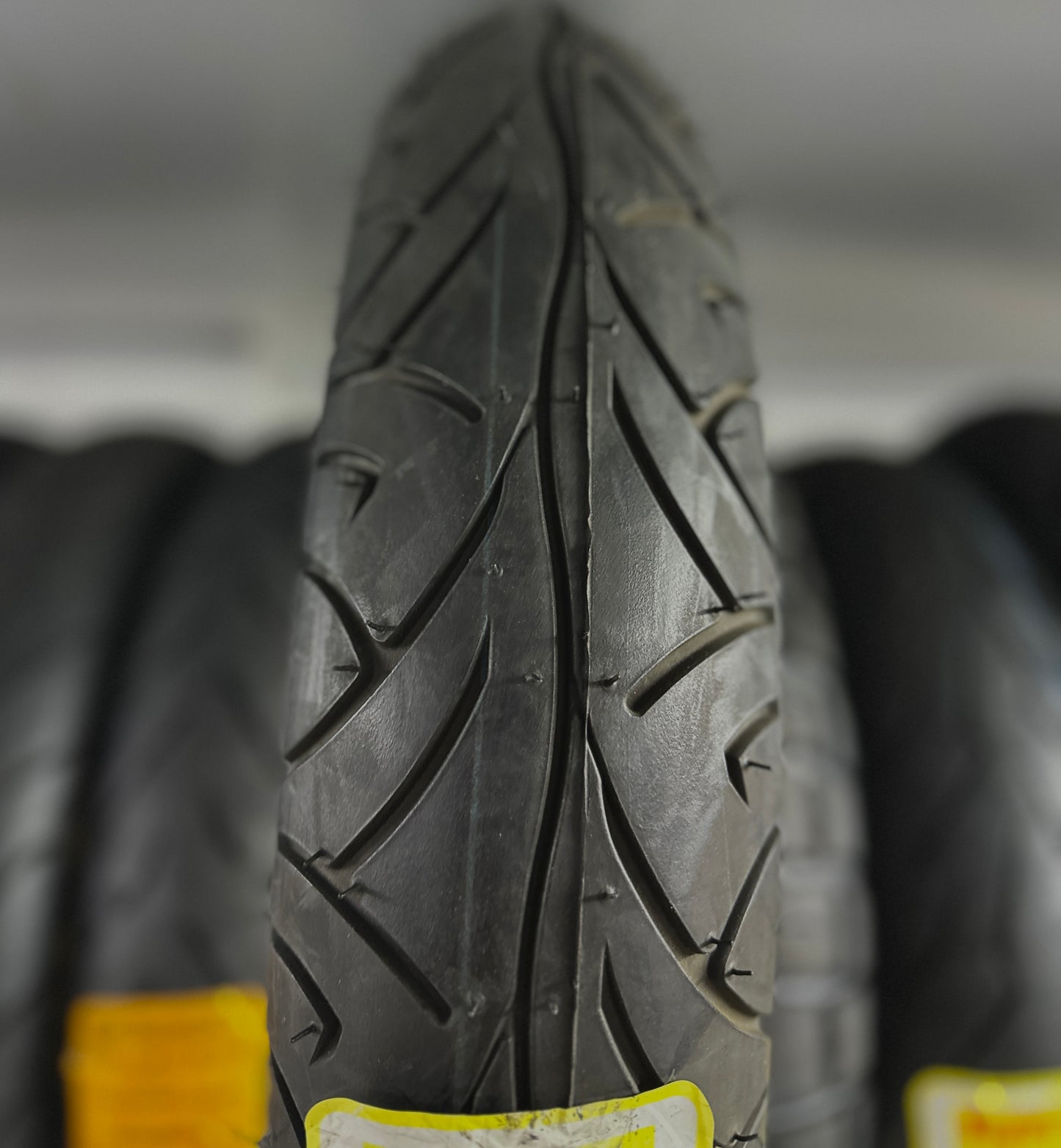 PIRELLI 110-70-17 SPORT DEMON