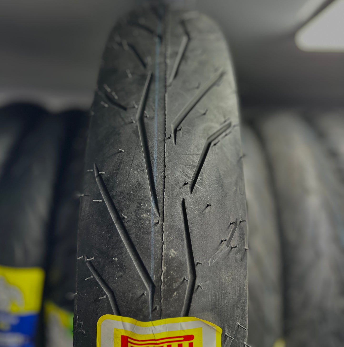 PIRELLI 100-80-17 DIABLO ROSSO 2