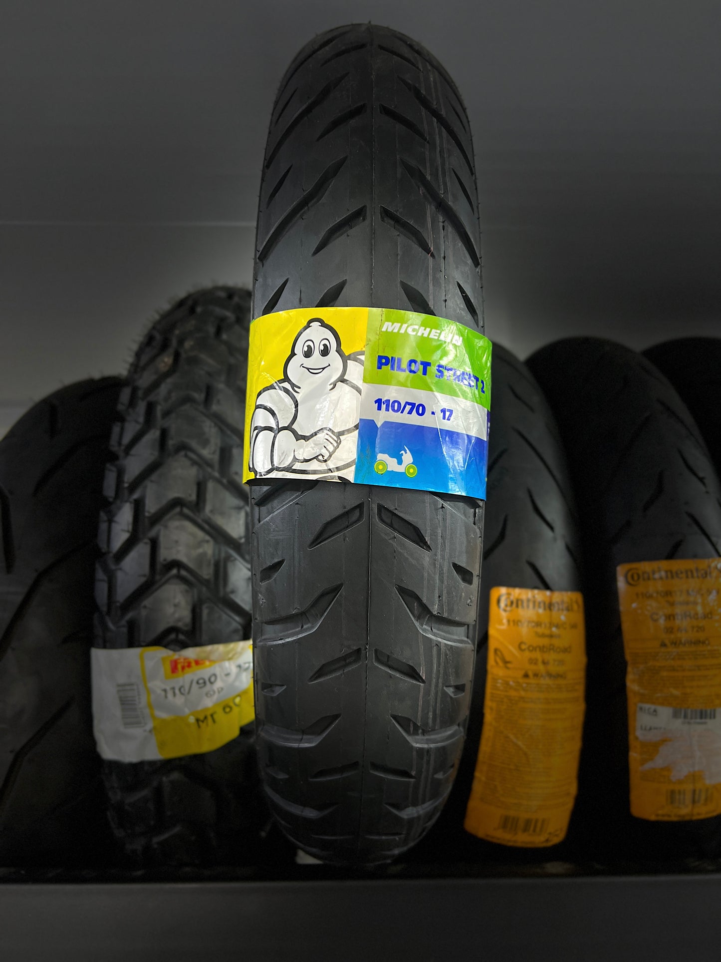 MICHELIN 110-70-17 PILOT STREET 2