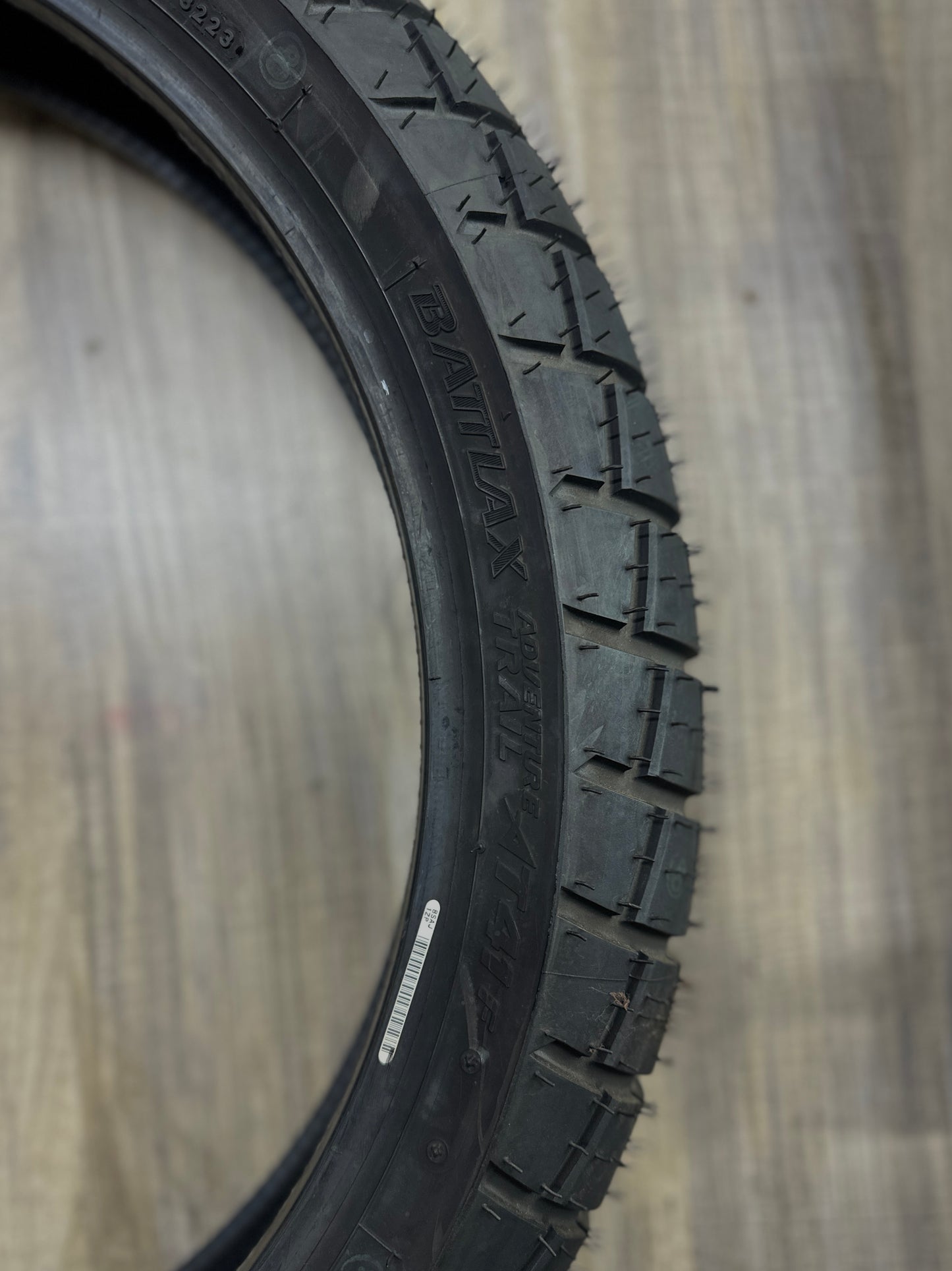 BRIDGESTONE 120-70-19 BATTLAX AT41
