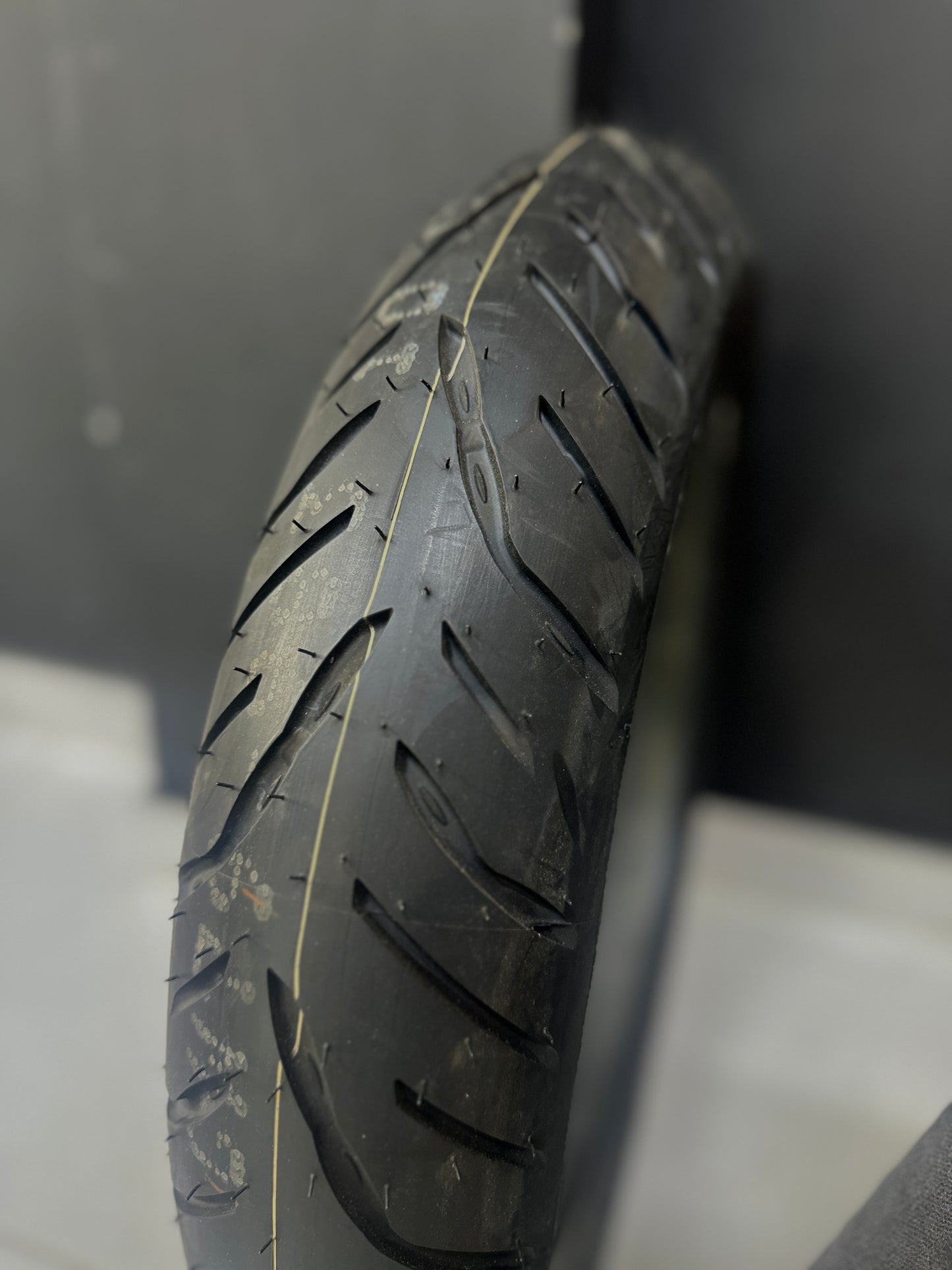 BRIDGESTONE 120-70-17 BATTLAX T32