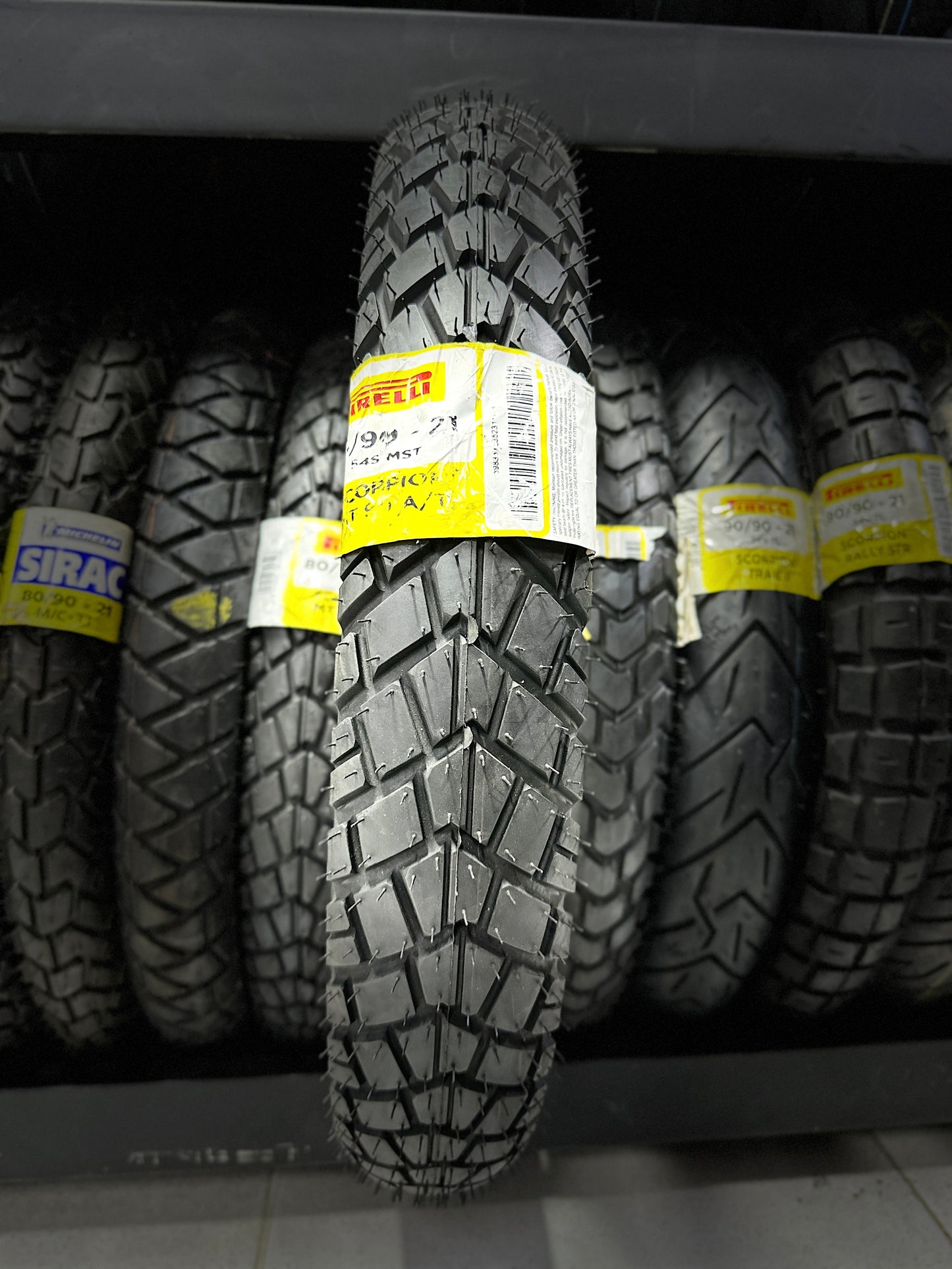 PIRELLI 90-90-21 SCORPION MT 90
